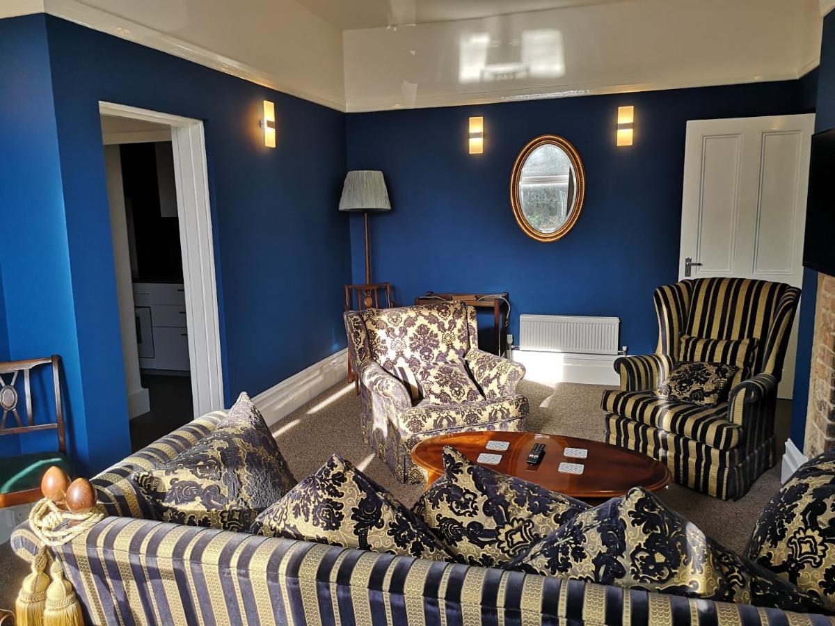 2 Bedroom Apartment At Kent Escapes Short Lets & Serviced Accommodation Kent, Bouverie Escape Folkestone With Wifi エクステリア 写真