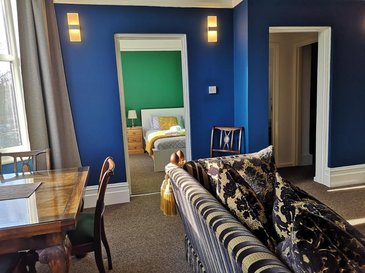 2 Bedroom Apartment At Kent Escapes Short Lets & Serviced Accommodation Kent, Bouverie Escape Folkestone With Wifi エクステリア 写真