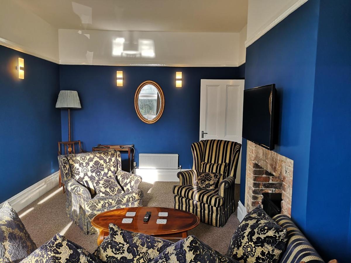 2 Bedroom Apartment At Kent Escapes Short Lets & Serviced Accommodation Kent, Bouverie Escape Folkestone With Wifi エクステリア 写真