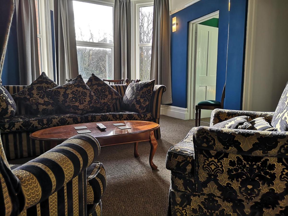 2 Bedroom Apartment At Kent Escapes Short Lets & Serviced Accommodation Kent, Bouverie Escape Folkestone With Wifi エクステリア 写真