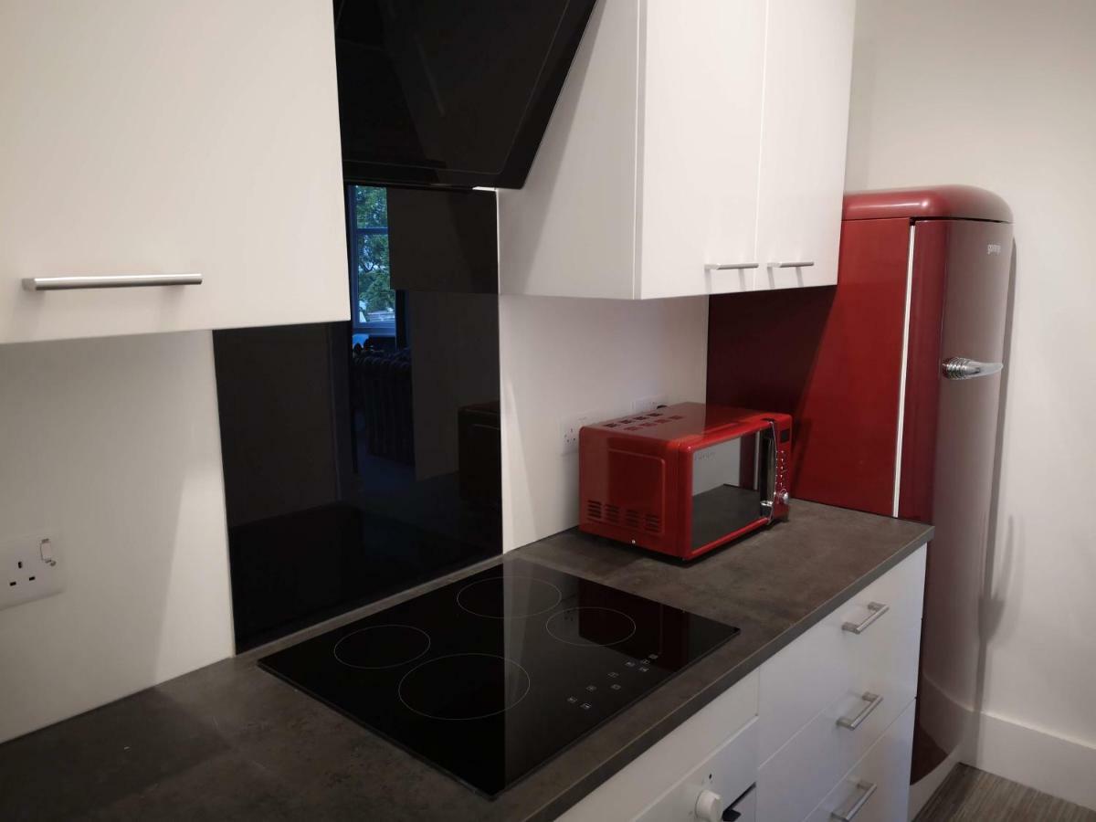 2 Bedroom Apartment At Kent Escapes Short Lets & Serviced Accommodation Kent, Bouverie Escape Folkestone With Wifi エクステリア 写真